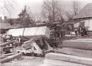 031 1933 Umladen von Walzenrohling auf Straßenwagen P A4_49